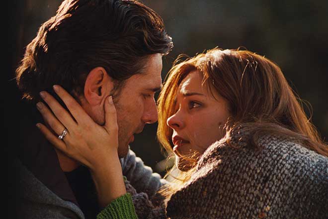 Tidsresen�rens hustru. Foto: SF Film